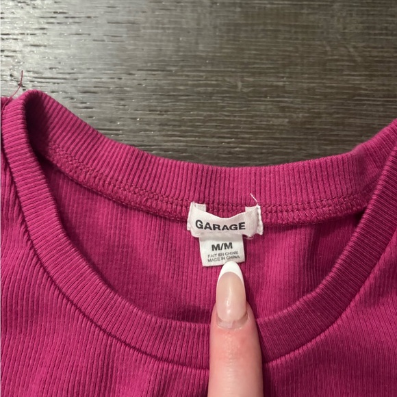 Garage Fuchsia Ribbed Tee - Picture 2 of 3